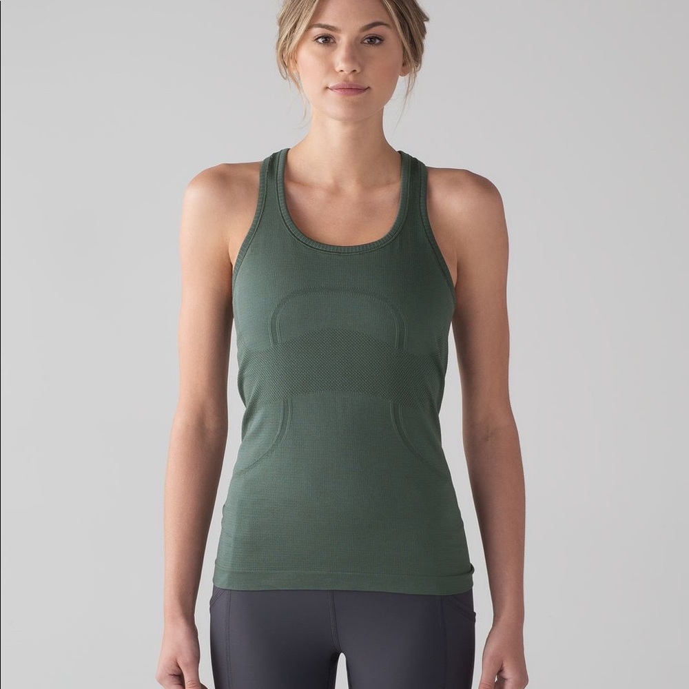 Lily lemon Swiftly Tech Racerback SIZE6